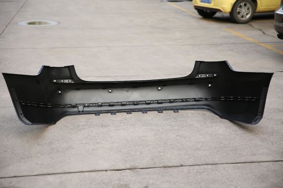 Volkswagen Passat 2016 2017 2018 Suku Cadang Mobil Bumper Belakang Kulit 56D 807 411